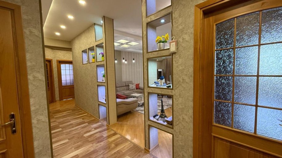 Kirayə verilir 4 otaqlı yeni tikili, 145 m², Nizami m.-15