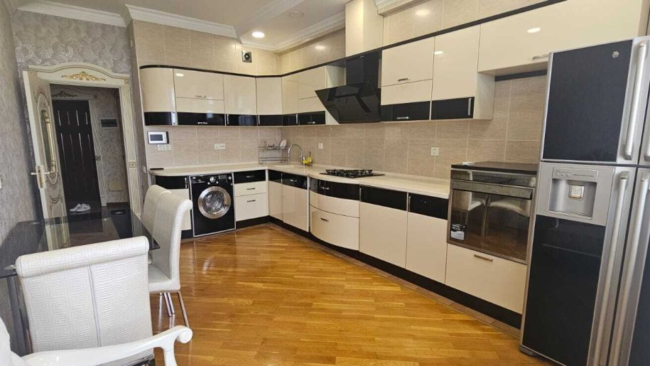 Kirayə verilir 3 otaqlı yeni tikili, 128 m², Nəriman Nərimanov m.-9