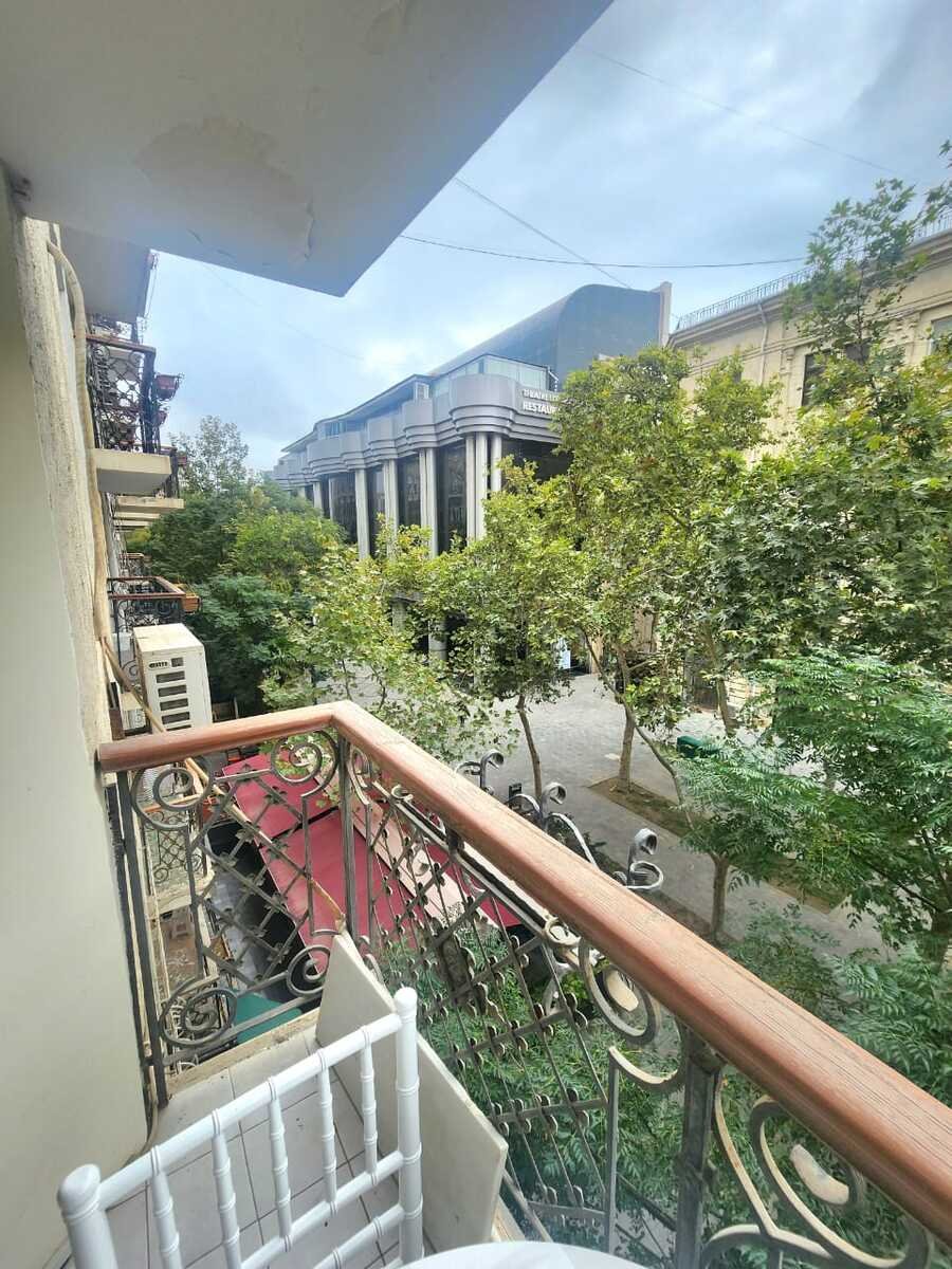 Kirayə verilir 2 otaqlı köhnə tikili, 70 m², Sahil m.-2