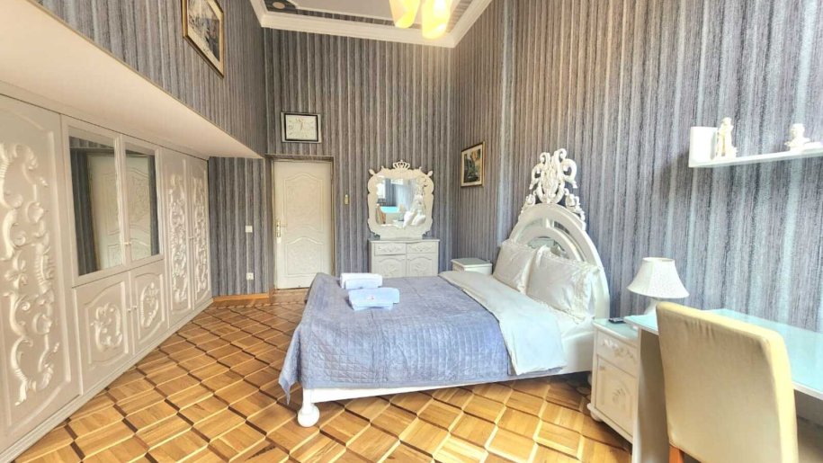 Kirayə verilir 2 otaqlı köhnə tikili, 70 m², Sahil m.-3