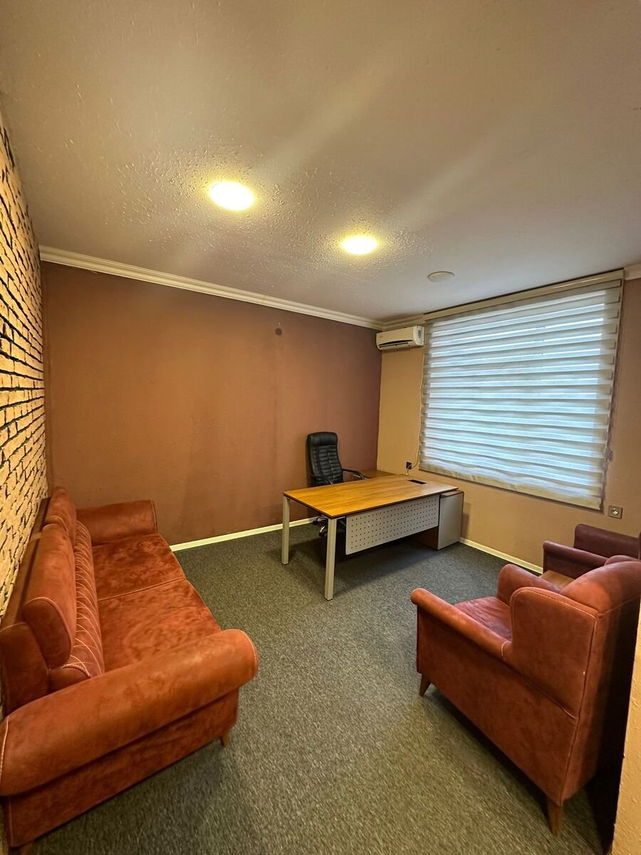 150 m<sup>2</sup> ofis icarəyə verilir, Dərnəgül m.-3