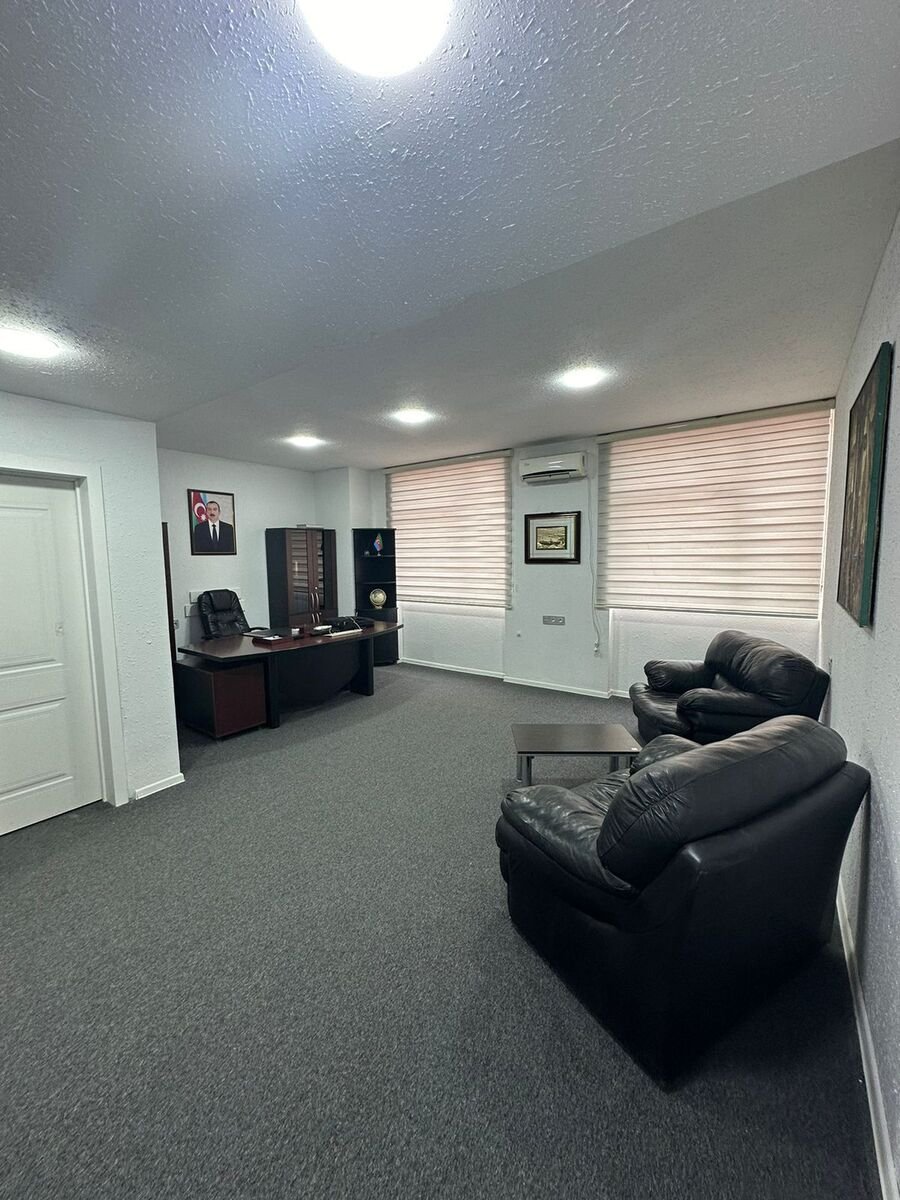 150 m<sup>2</sup> ofis icarəyə verilir, Dərnəgül m.-13