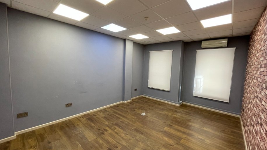 2000 kv.m. obyekt icarəyə verilir, İçərişəhər m.-11