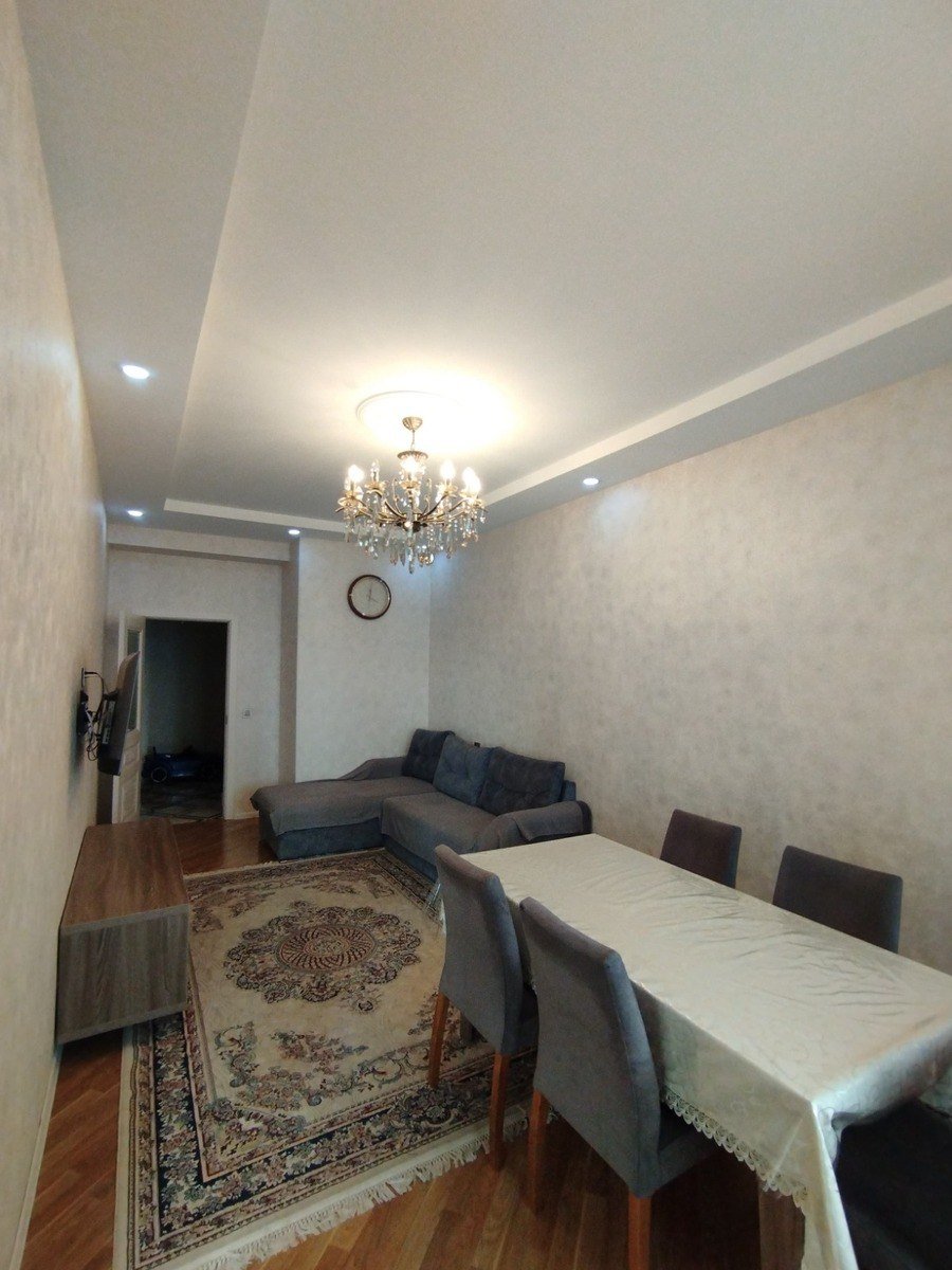 Satılır 2 otaqlı yeni tikili, 71 m², Qara Qarayev m.-7