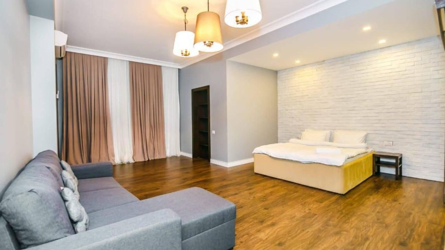 Kirayə verilir 5 otaqlı yeni tikili, 235 m², Sahil m.-5