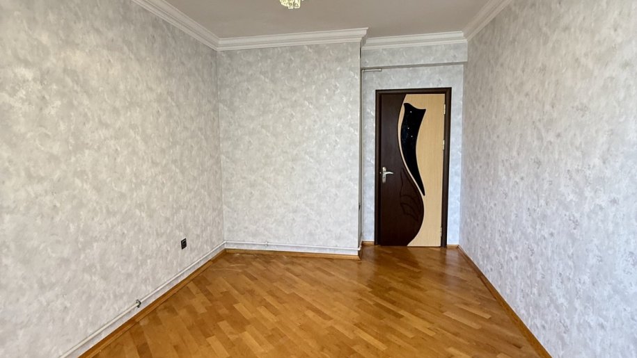 Satılır 2 otaqlı yeni tikili, 62 m², İnşaatçılar m.-6