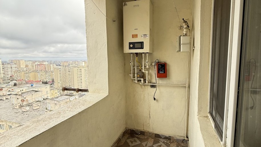 Satılır 2 otaqlı yeni tikili, 62 m², İnşaatçılar m.-11