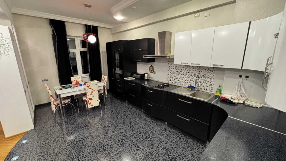 Kirayə verilir 3 otaqlı yeni tikili, 110 m², Xətai m.-7