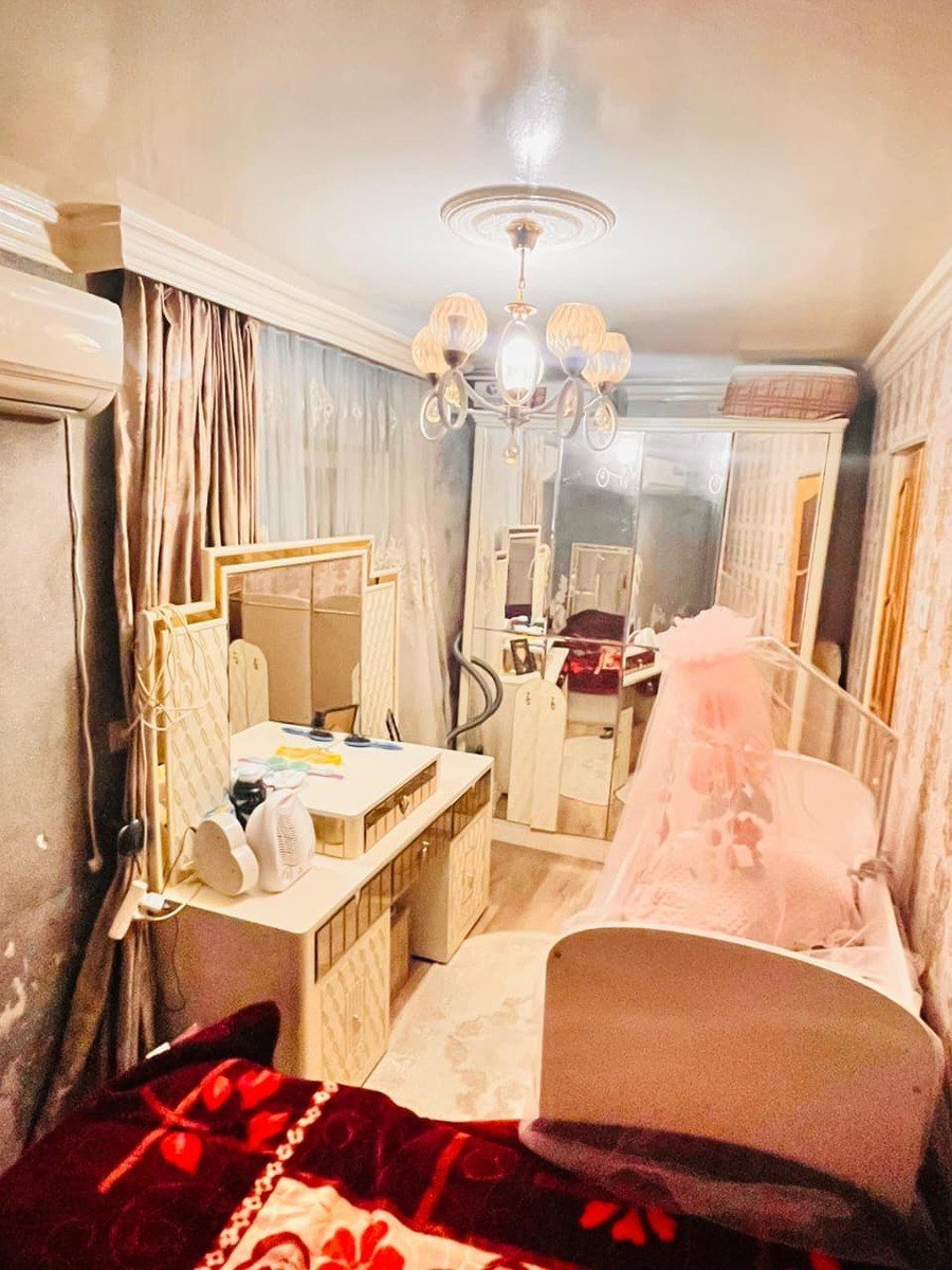 Satılır 2 otaqlı köhnə tikili, 55 m², Əmircan-12