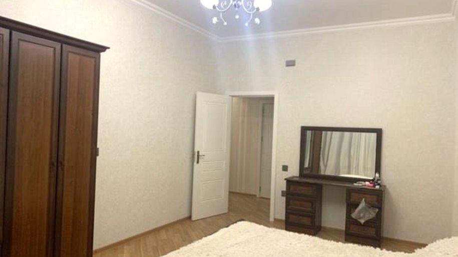 Kirayə verilir 3 otaqlı yeni tikili, 135 m², Bayıl-3