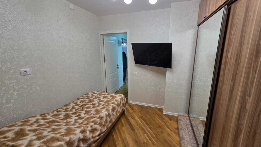 Satılır 3 otaqlı köhnə tikili, 70 m², Azadlıq Prospekti m.-9