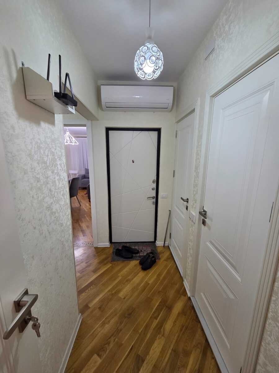 Satılır 3 otaqlı köhnə tikili, 70 m², Azadlıq Prospekti m.-11