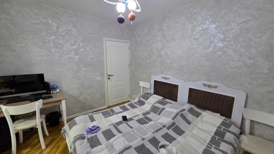 Satılır 3 otaqlı köhnə tikili, 70 m², Azadlıq Prospekti m.-18
