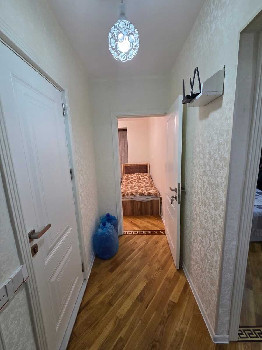 Satılır 3 otaqlı köhnə tikili, 70 m², Azadlıq Prospekti m.-19