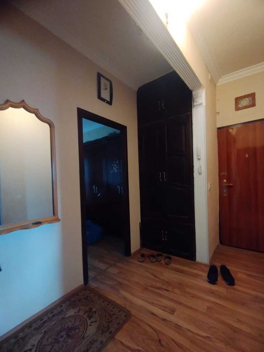 Satılır 5 otaqlı köhnə tikili, 110 m², Azadlıq Prospekti m.-8