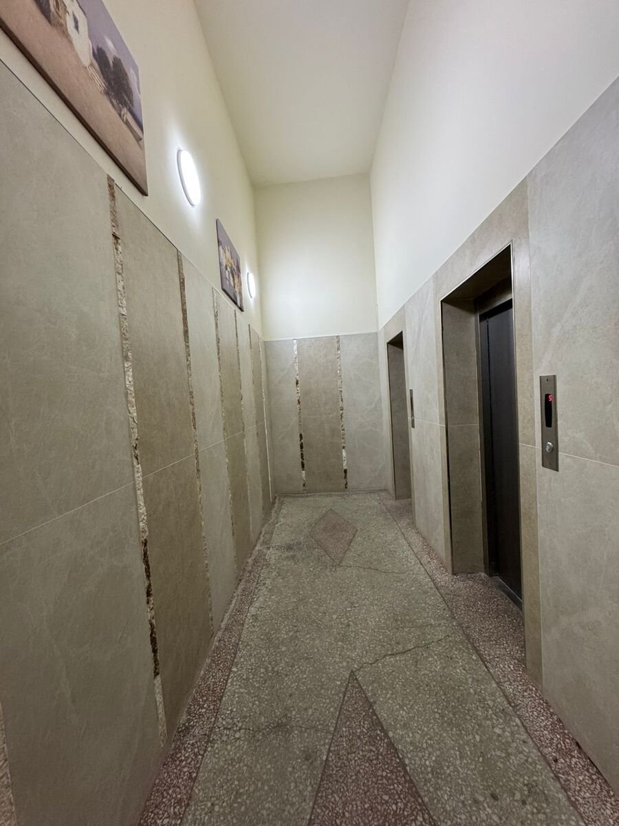 Satılır 2 otaqlı yeni tikili, 72 m², İnşaatçılar m.-13