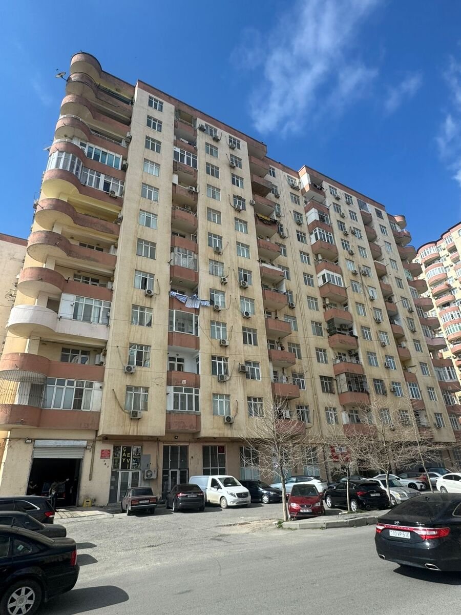 Satılır 2 otaqlı yeni tikili, 72 m², İnşaatçılar m.-15