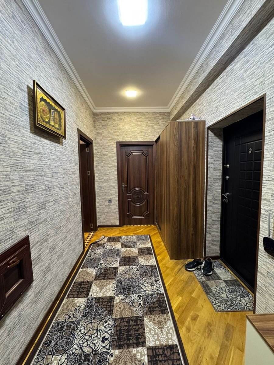 Satılır 2 otaqlı yeni tikili, 72 m², İnşaatçılar m.-16