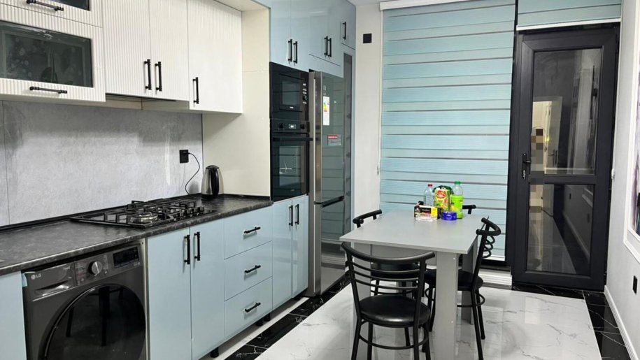 Kirayə verilir 3 otaqlı yeni tikili, 115 m², Azadlıq Prospekti m.-3