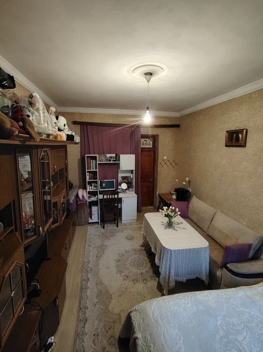 Satılır 1 otaqlı köhnə tikili, 38 m², Elmlər Akademiyası m.-1