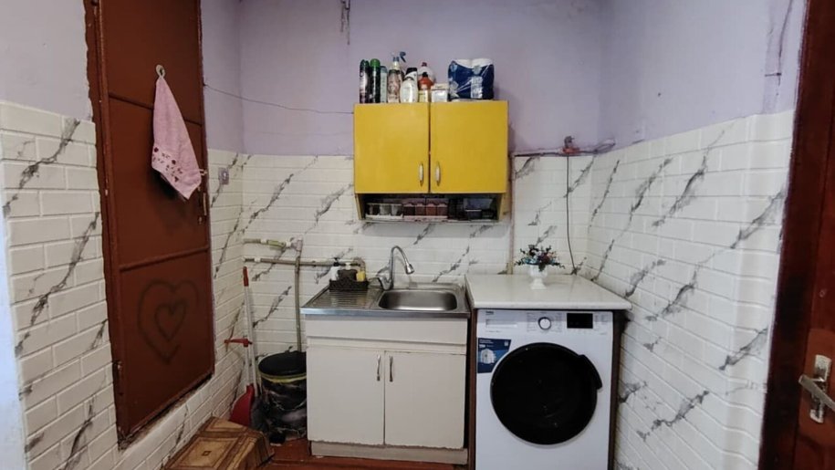 Satılır 1 otaqlı köhnə tikili, 38 m², Elmlər Akademiyası m.-4
