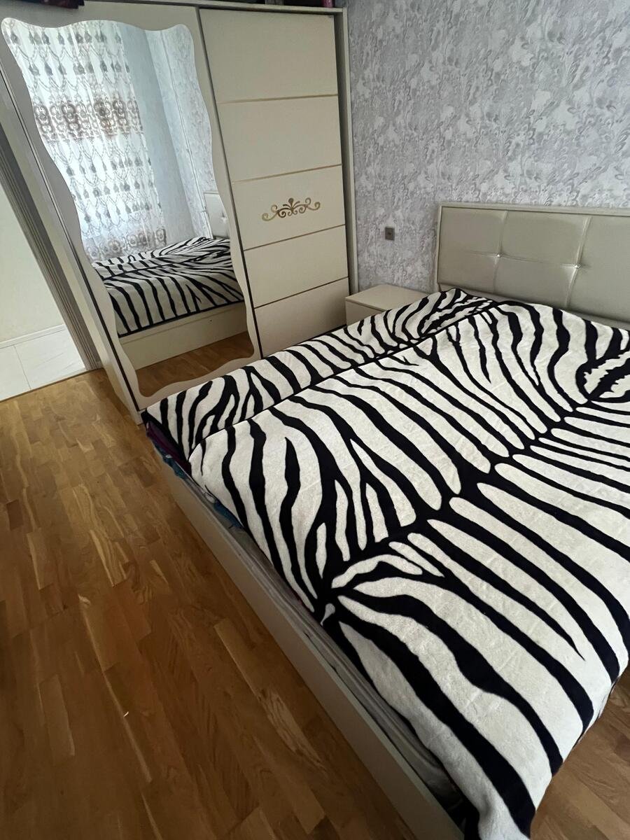 Satılır 2 otaqlı yeni tikili, 64 m², İnşaatçılar m.-5