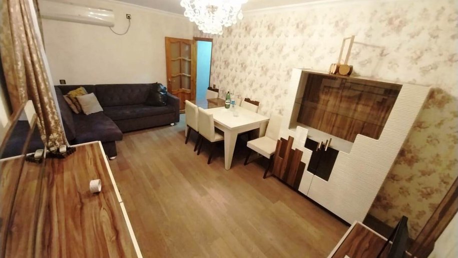 Satılır 3 otaqlı köhnə tikili, 70 m², Elmlər Akademiyası m.-2