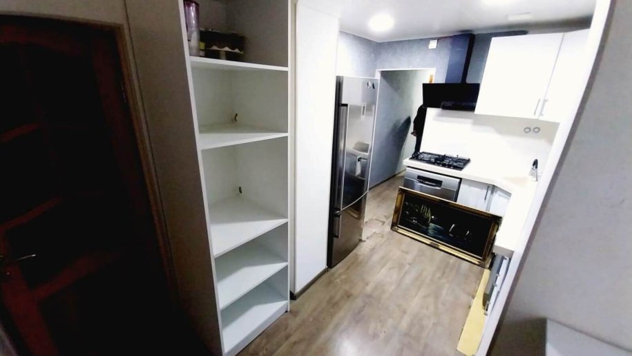 Satılır 3 otaqlı köhnə tikili, 70 m², Elmlər Akademiyası m.-5