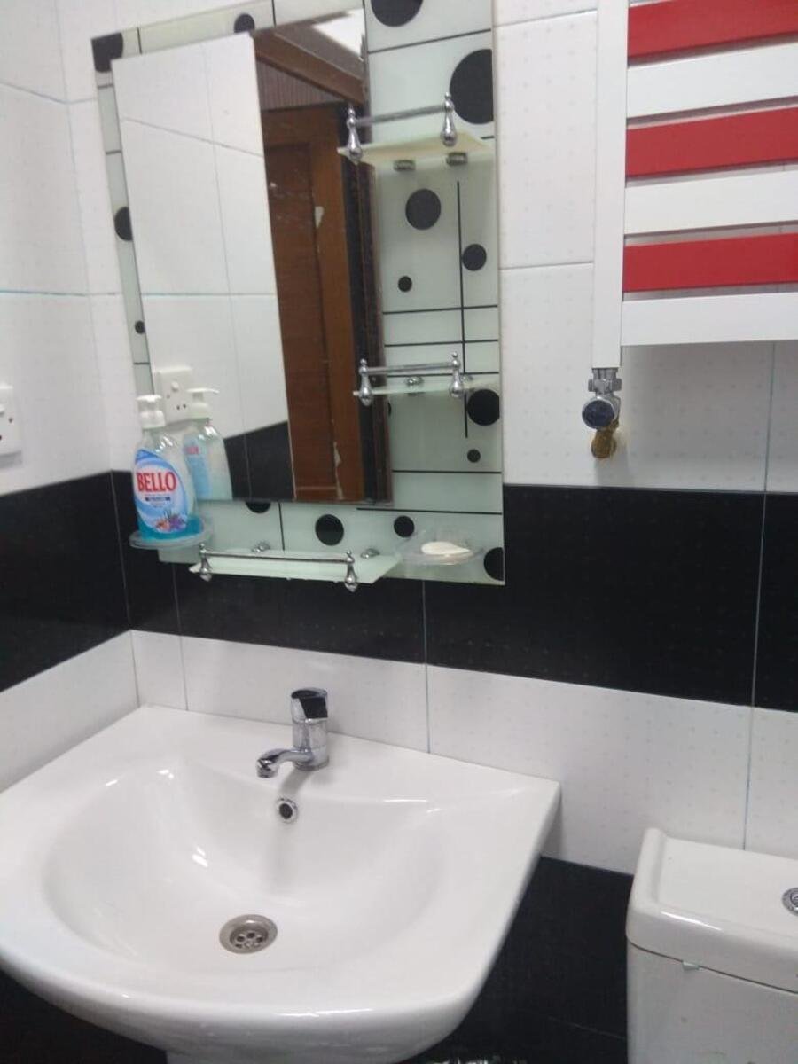 Kirayə verilir 3 otaqlı yeni tikili, 80 m², İnşaatçılar m.-6