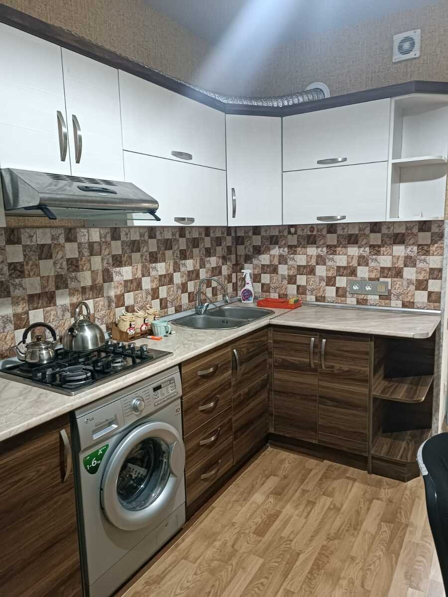Kirayə verilir 3 otaqlı yeni tikili, 80 m², İnşaatçılar m.-7
