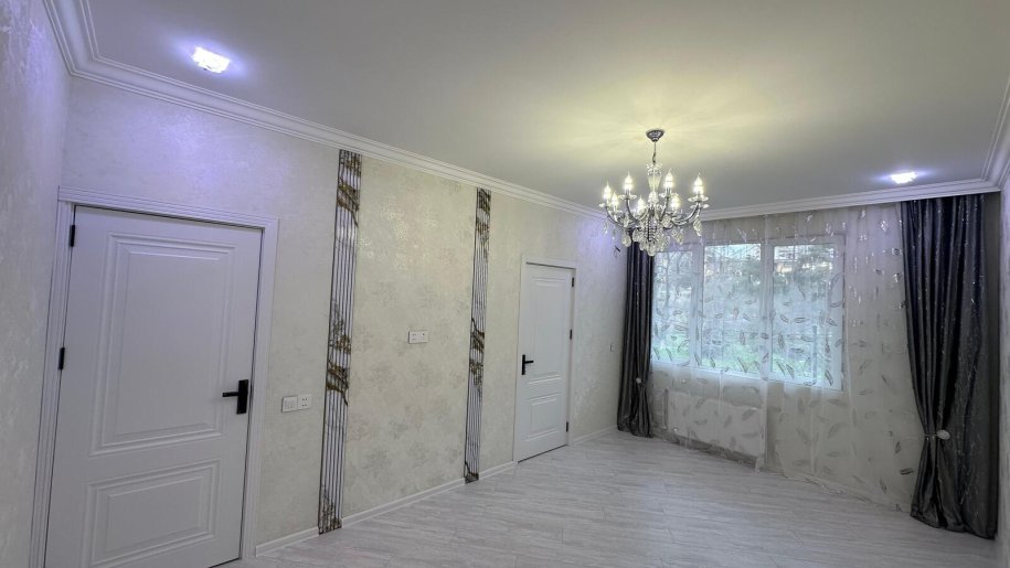 Satılır 1 otaqlı köhnə tikili, 33 m², Memar Əcəmi m.-4