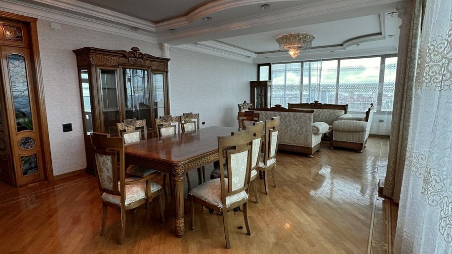 Satılır 3 otaqlı yeni tikili, 232 m², Nizami m.-2