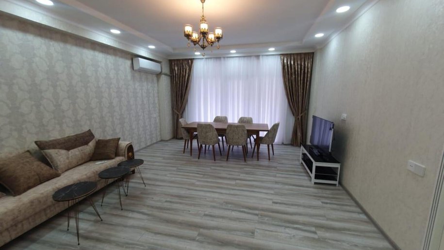 Kirayə verilir 2 otaqlı köhnə tikili, 90 m², 8 noyabr-3