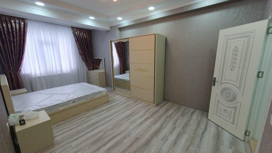 Kirayə verilir 2 otaqlı köhnə tikili, 90 m², 8 noyabr-4