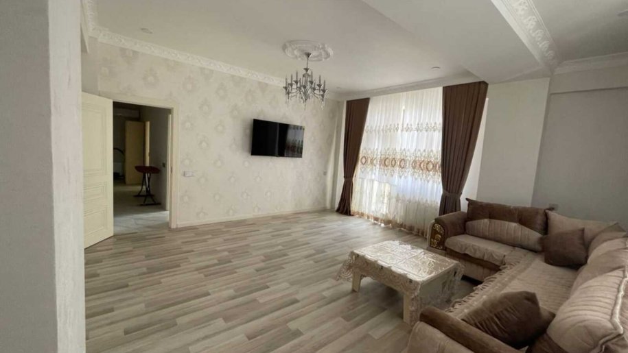 Kirayə verilir 3 otaqlı yeni tikili, 145 m², Gənclik m.-2