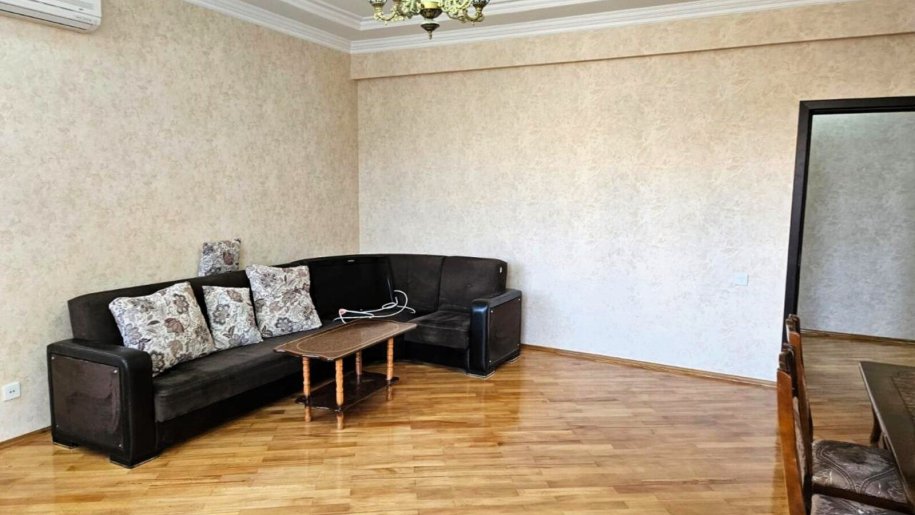 Satılır 3 otaqlı yeni tikili, 140 m², 8 noyabr-1