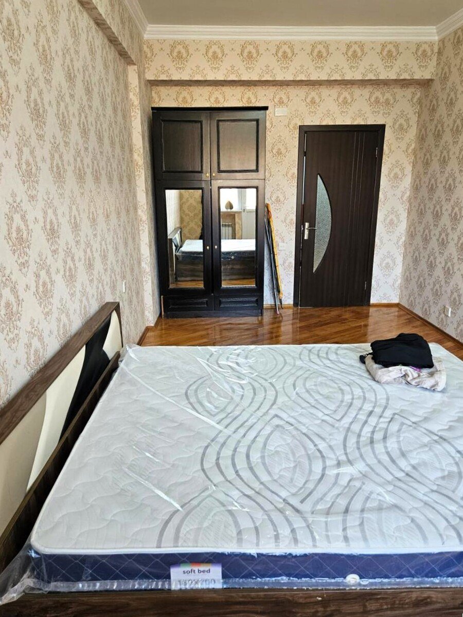Satılır 3 otaqlı yeni tikili, 140 m², 8 noyabr-9