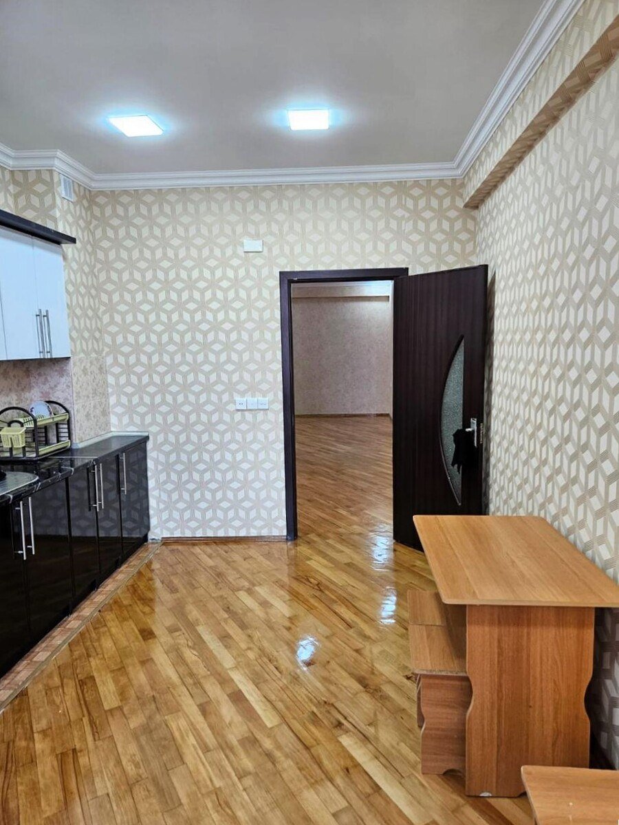Satılır 3 otaqlı yeni tikili, 140 m², 8 noyabr-13