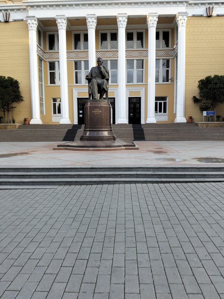 Satılır 2 otaqlı köhnə tikili, 45 m², Sahil m.-1