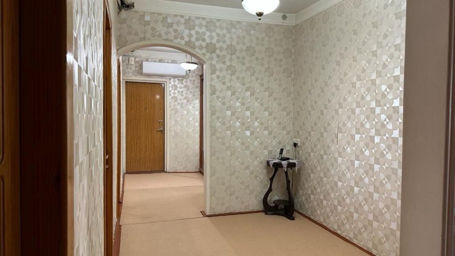 Satılır 5 otaqlı köhnə tikili, 110 m², Memar Əcəmi m.-3