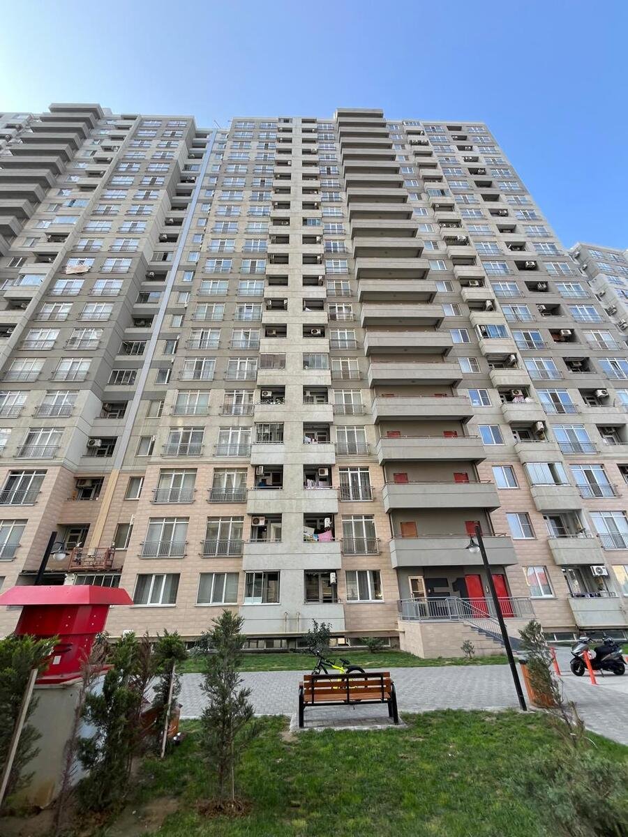 Satılır 1 otaqlı yeni tikili, 35 m², İnşaatçılar m.-1