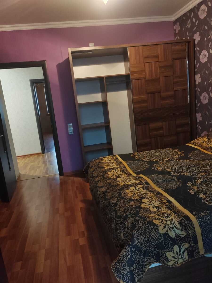 Satılır 4 otaqlı köhnə tikili, 95 m², Bakıxanov (Razin)-5