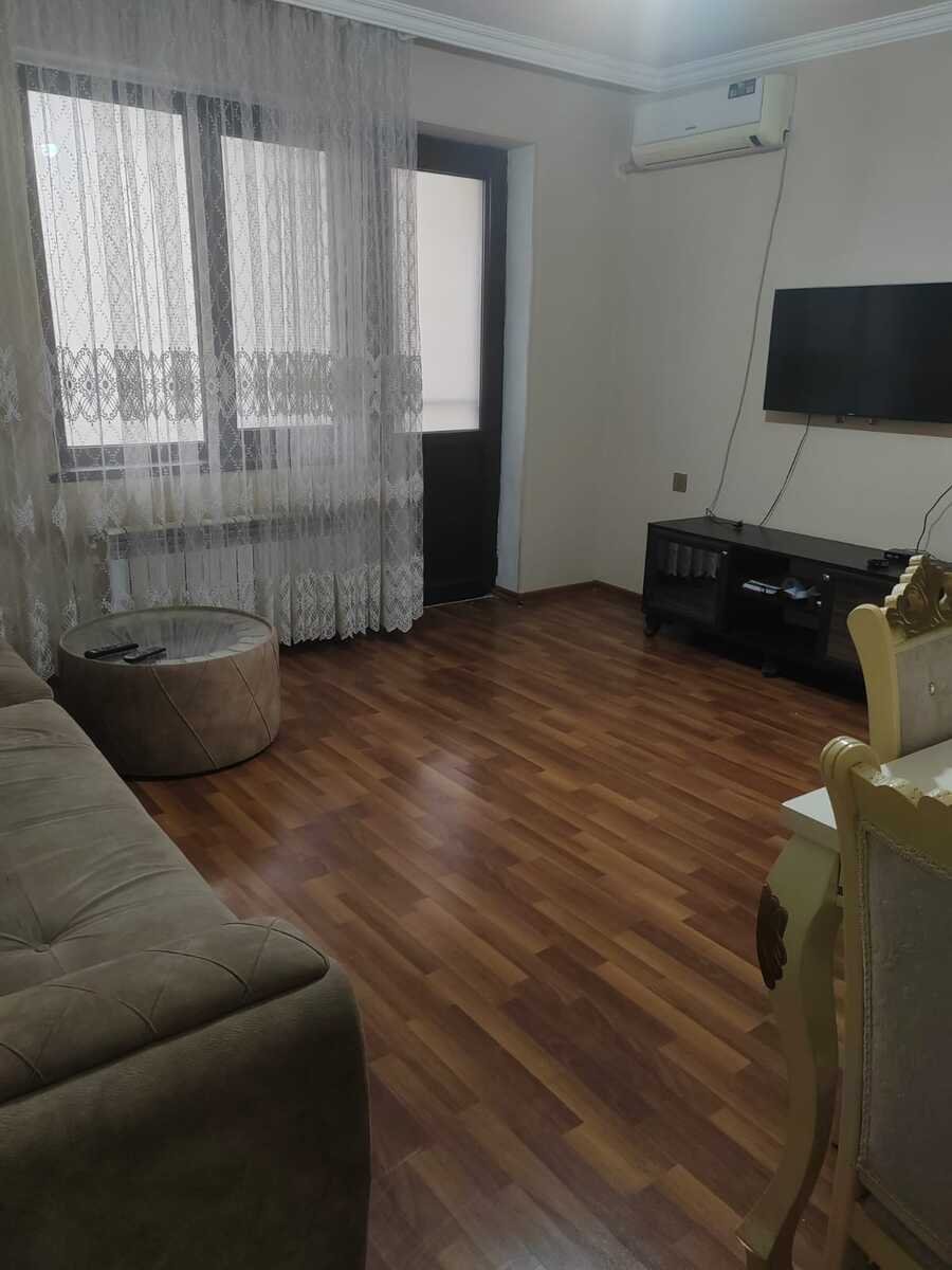 Satılır 4 otaqlı köhnə tikili, 95 m², Bakıxanov (Razin)-7