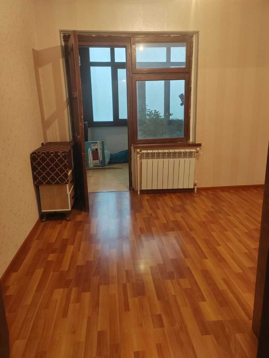 Satılır 4 otaqlı köhnə tikili, 95 m², Bakıxanov (Razin)-8
