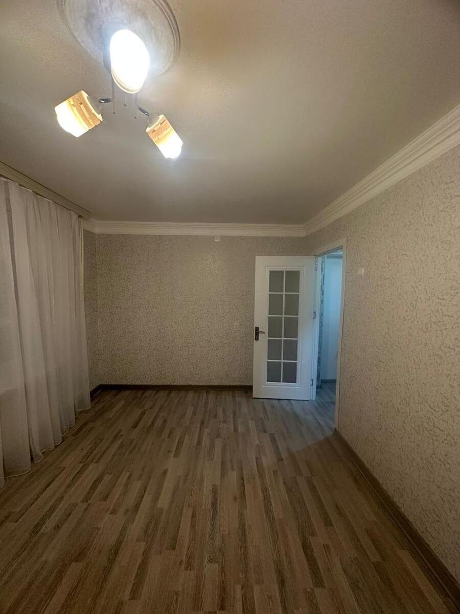 Satılır 1 otaqlı köhnə tikili, 35 m², Həzi Aslanov m.-4