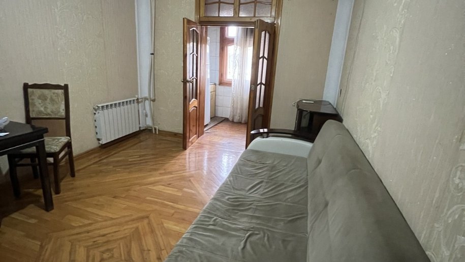 Satılır 2 otaqlı köhnə tikili, 44 m², Memar Əcəmi m.-1