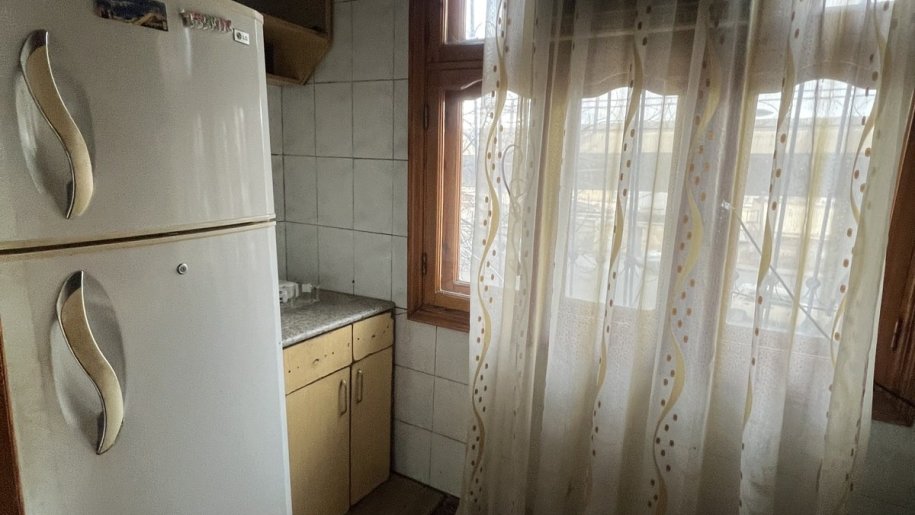 Satılır 2 otaqlı köhnə tikili, 44 m², Memar Əcəmi m.-3