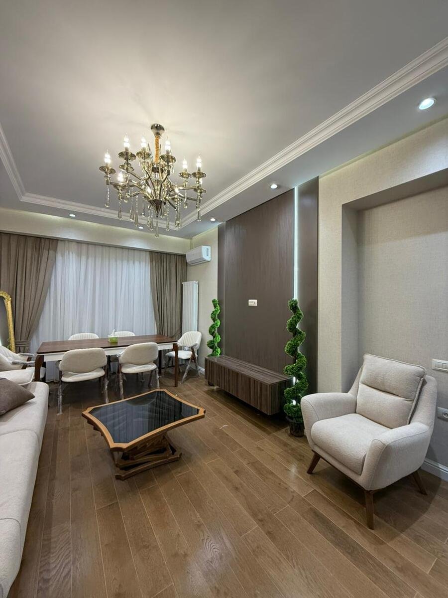 Kirayə verilir 3 otaqlı yeni tikili, 75 m², Bakmil m.-1
