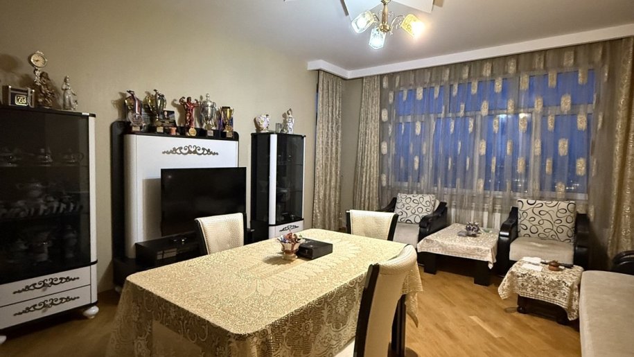 Satılır 3 otaqlı yeni tikili, 112 m², 8 noyabr-3