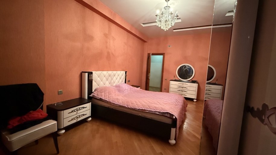 Satılır 3 otaqlı yeni tikili, 112 m², 8 noyabr-4